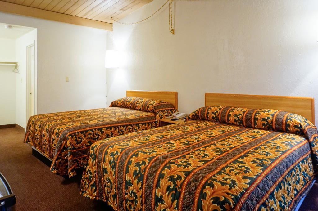 Ez 8 Motel San Jose II الغرفة الصورة